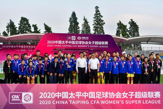 CBA动态更新：NBA中锋有望加盟广东，北控裁员宣布